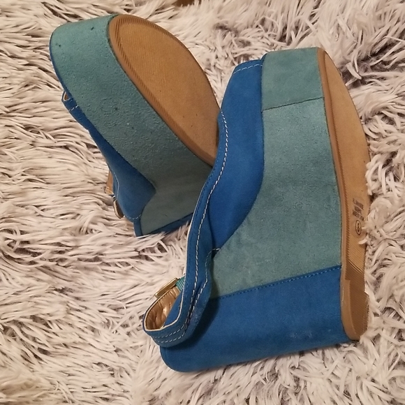 Suede Soda Platform Peep Toe Wedges - Picture 6 of 9